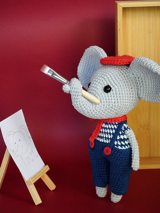 Titi l'éléphant artiste