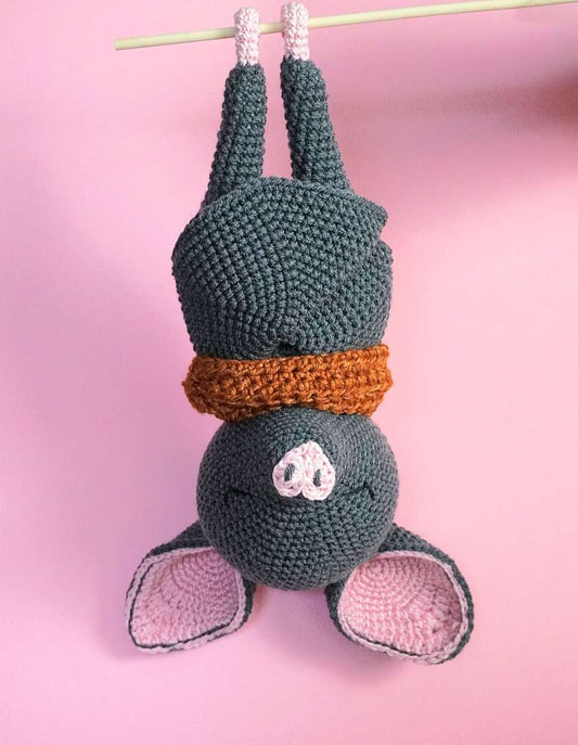 Patatouraf chauve souris endormie